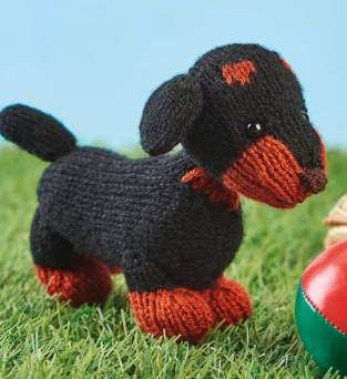 Oscar the Sausage Dog: Knitted Dog Collection Knitting Pattern