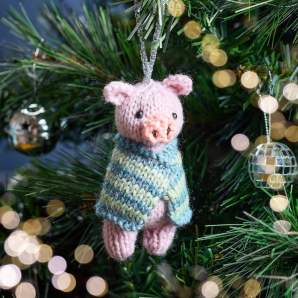 Pig in Blanket Christmas Bauble Knitting Pattern Knitting Pattern
