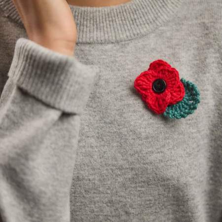 Beginner Remembrance Crochet Brooch Project crochet Pattern