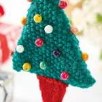 Quick Knit Christmas Decorations: Mini Owl Wreath, Snowman & Tree Knitting Pattern