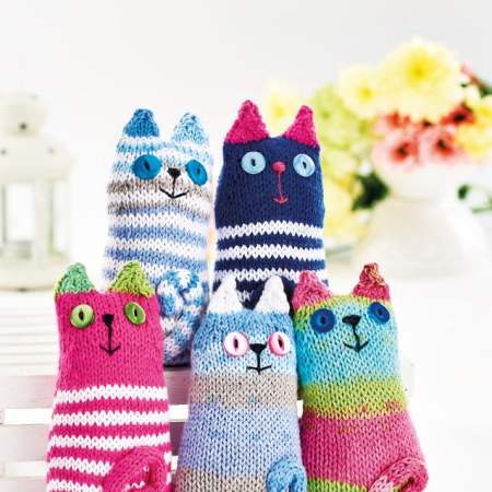 Quick Knitted Cats | Knitting Patterns | Let's Knit Magazine