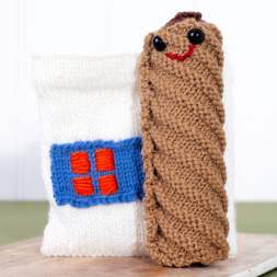 Fun Fast Food Knitalong: Part Two - Gregg the Sausage Roll Knitting Pattern