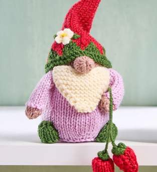 Strawberry Gonk Knitting Pattern | A Year of Gonks Knitting Pattern