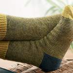 Striped Men’s socks Knitting Pattern
