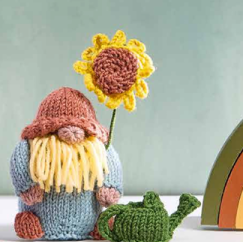 Sunflower Gonk Knitting Pattern | A Year of Gonks Knitting Pattern