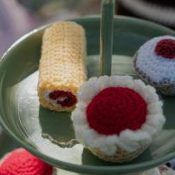 Swiss Roll Crochet Pattern | A Little Bit Crafty Crochet Pattern