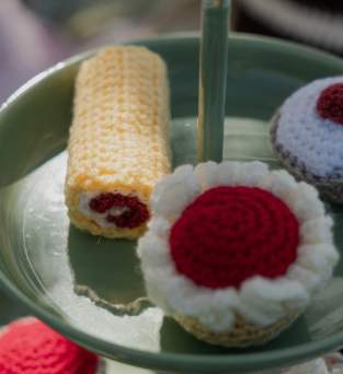 Swiss Roll Crochet Pattern | A Little Bit Crafty Knitting Pattern