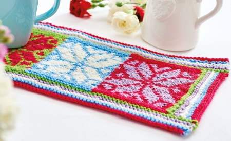 Snowflake Table Runner Knitting Pattern