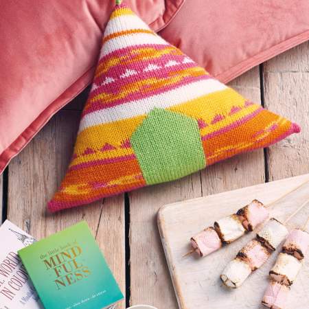 Teepee Cushion Knitting Pattern