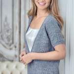 Flattering v-neck top Knitting Pattern
