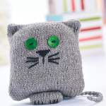 Toy cat Knitting Pattern