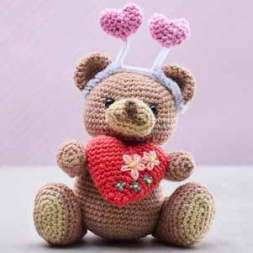 Love Bug Valentine’s Bear Crochet Pattern Crochet Pattern