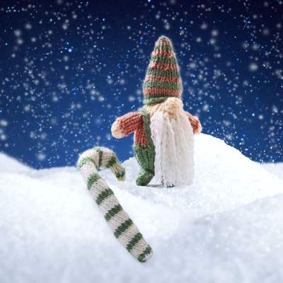 Vintage Christmas Knitalong Part 6: Knitted Gonk and Candy Cane