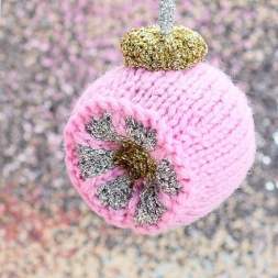Vintage Reflector Bauble Knitting Pattern Knitting Pattern
