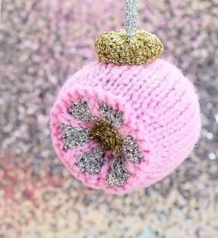 Vintage Reflector Bauble Knitting Pattern Knitting Pattern