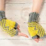 Zigzag Fingerless Mittens Knitting Pattern