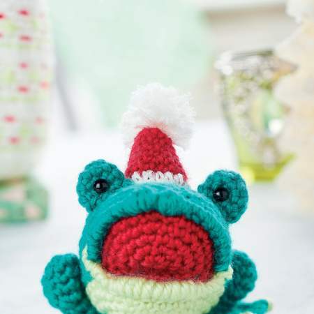 Amigurumi Christmas Frog crochet Pattern