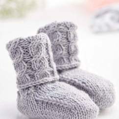 Quick Cable Baby Boots Knitting Pattern