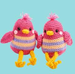 Knitting vs Crochet: Striped Birds Knitting Pattern