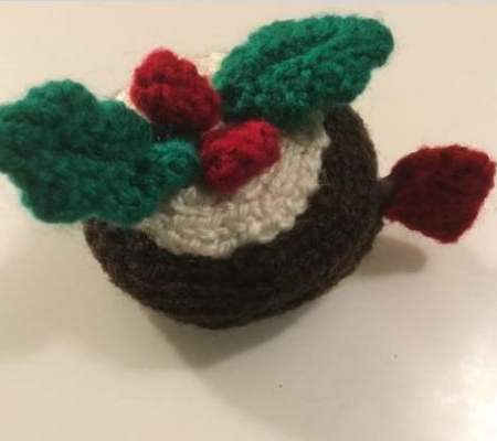 Christmas Pudding Tape Measure Knitting Pattern