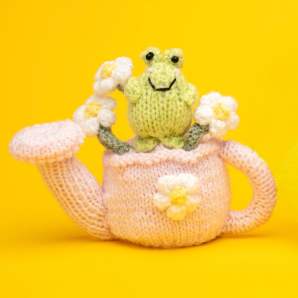Chocolate Orange Knitted Covers: Watering Can & Frog Knitting Patterns Knitting Pattern